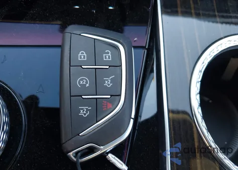 2025 Cadillac Escalade Premium Luxury z USA, uszkodzony, nr VIN 1GYS9BRL7SR258287